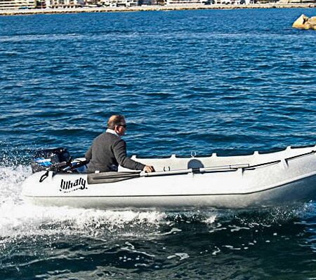 lancha-hdpe-whaly-370-4-min